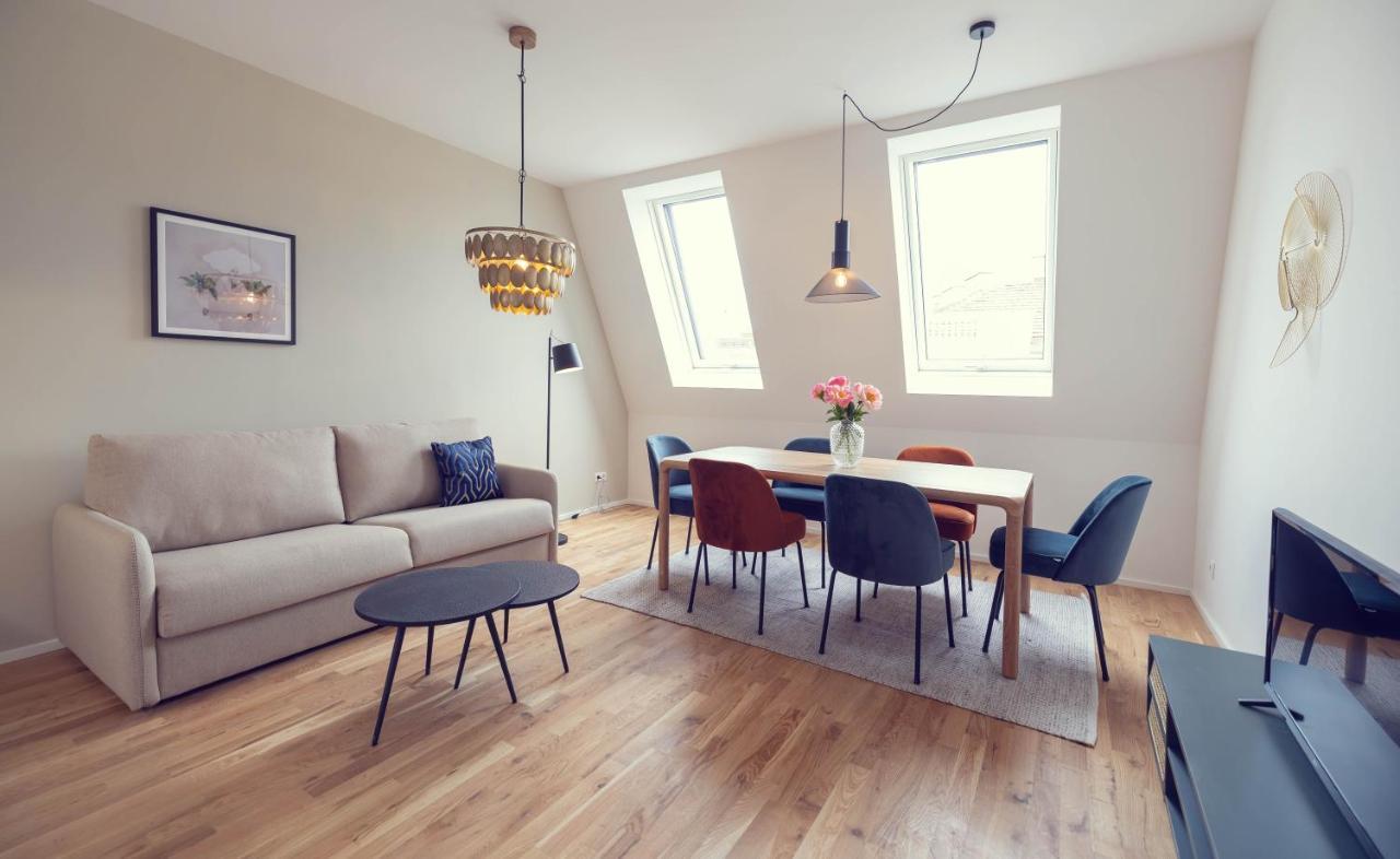 The 77 Anna Apartment Wina Bagian luar foto