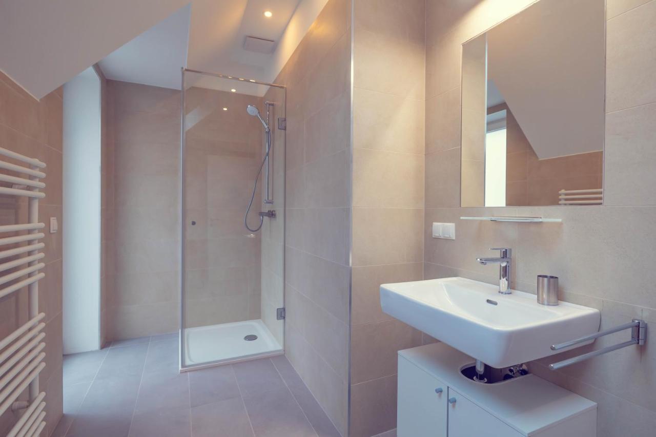 The 77 Anna Apartment Wina Bagian luar foto
