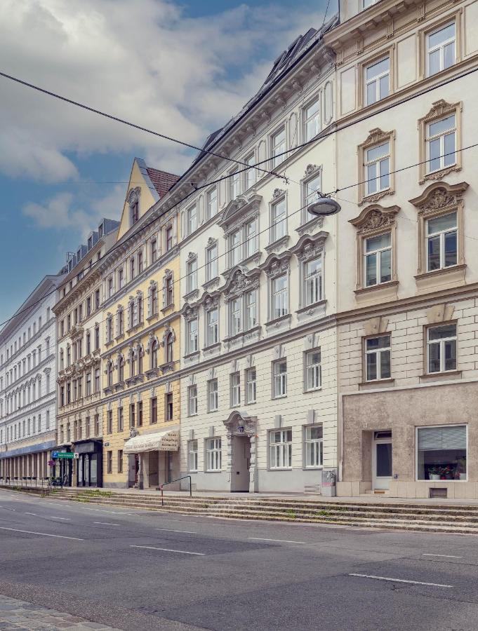 The 77 Anna Apartment Wina Bagian luar foto